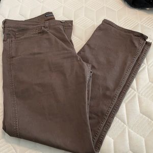 Men’s tan stretchy slim fit size 32